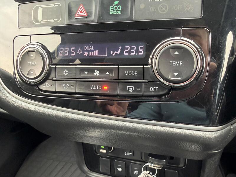 Used Mitsubishi Outlander 2018 for sale - 77779577: Photo 32