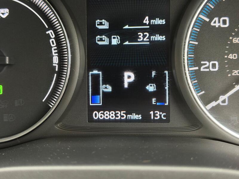 Used Mitsubishi Outlander 2018 for sale - 77779577: Photo 35