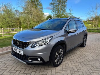 Used Peugeot 2008 2019 for sale - 78277842: Photo