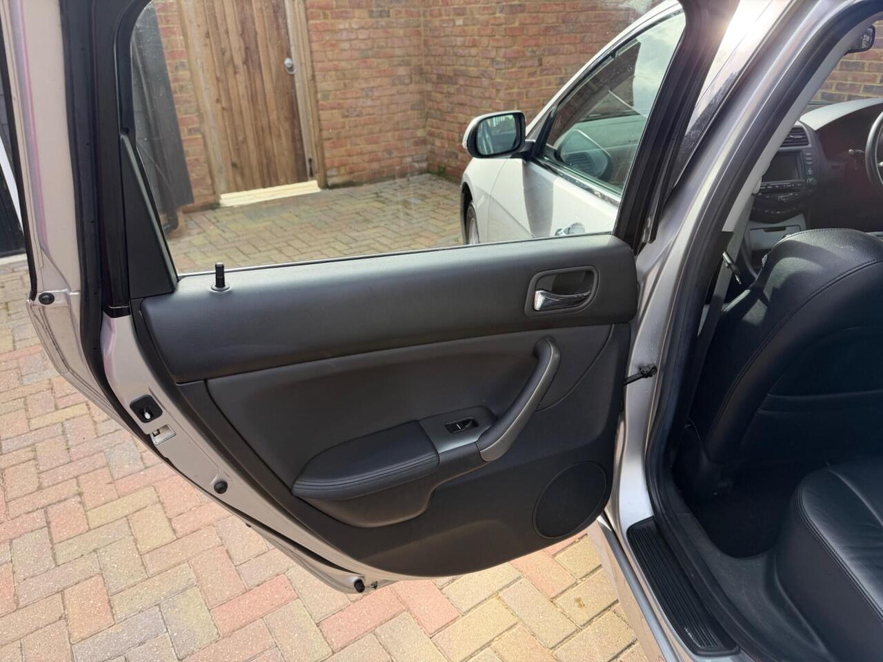 Used Honda Accord 2007 for sale - 76662672: Photo 35