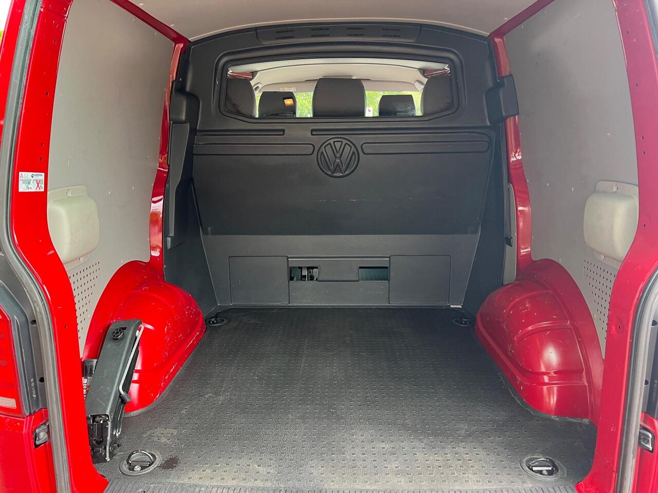 Used Volkswagen Transporter 2017 for sale - 76255629: Photo 13