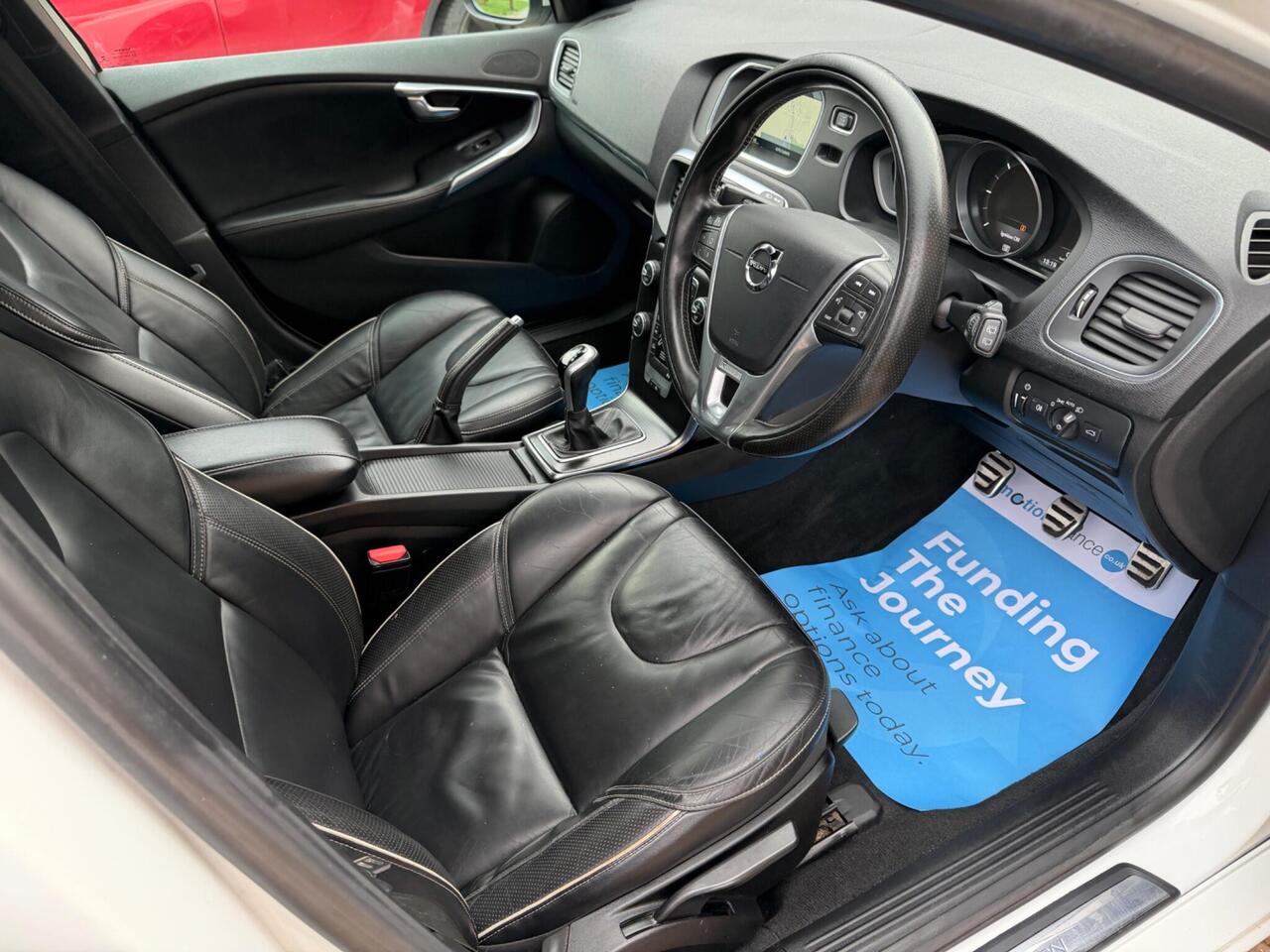 Used Volvo V40 2016 for sale - 76662673: Photo 11