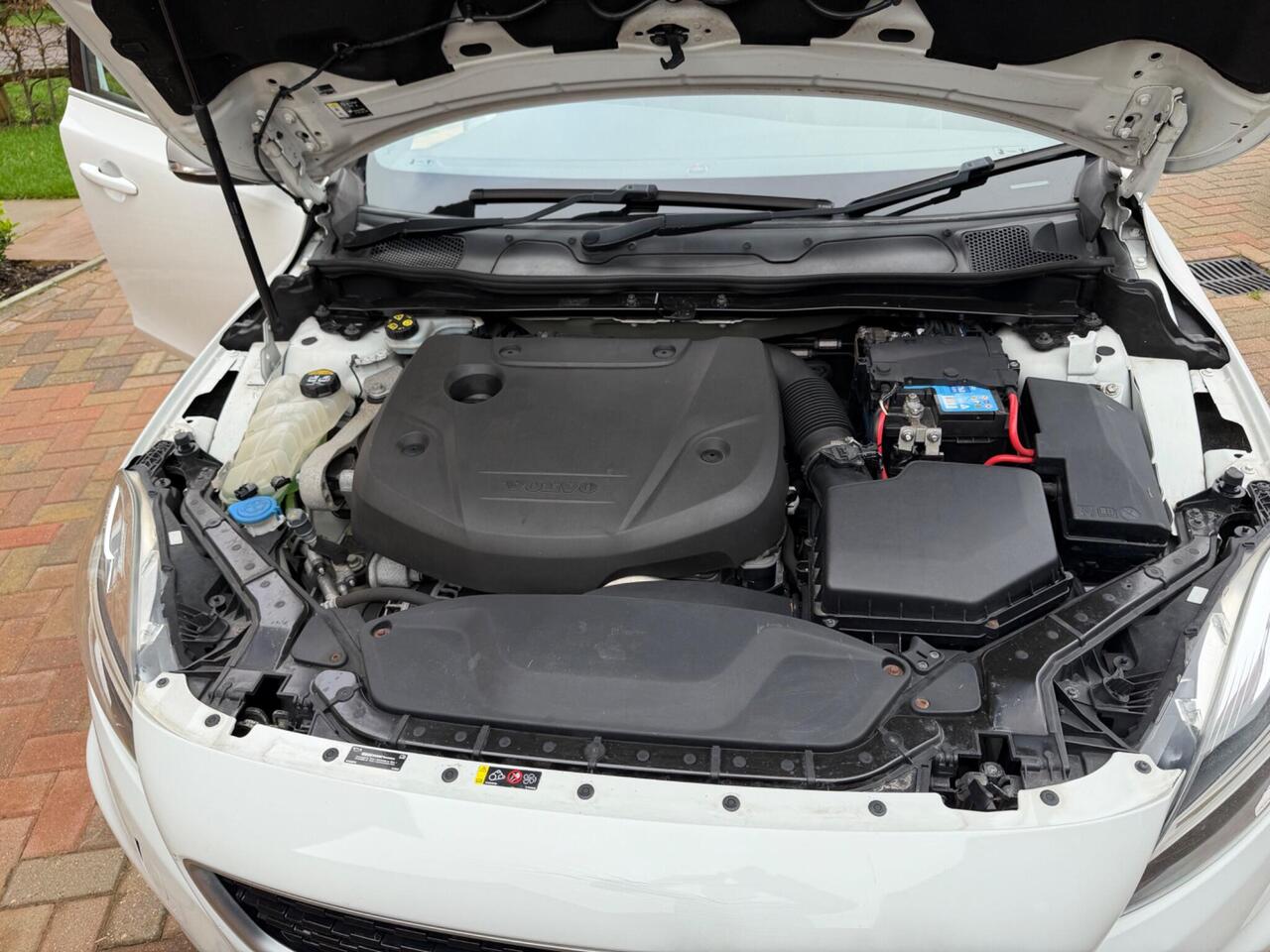 Used Volvo V40 2016 for sale - 76662673: Photo 22