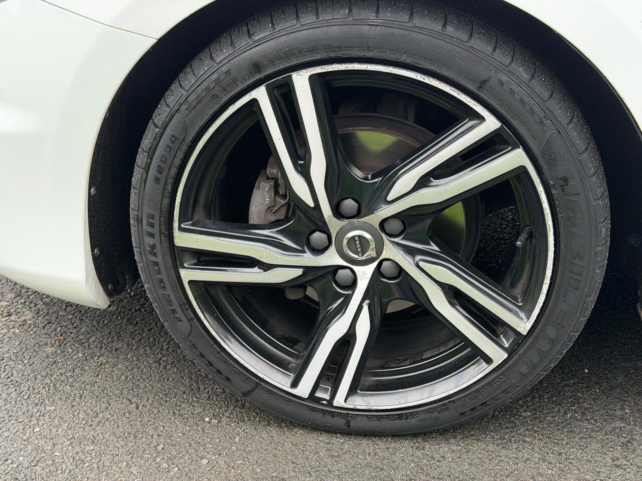 Used Volvo V40 2016 for sale - 76662673: Photo 26