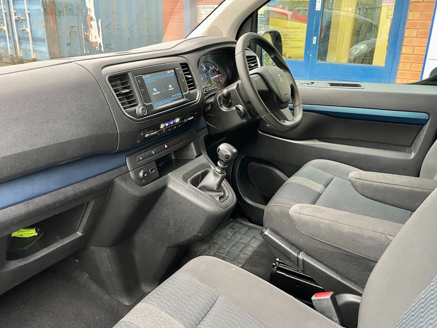 Used Peugeot Traveller 2021 for sale - 76196711: Photo 12