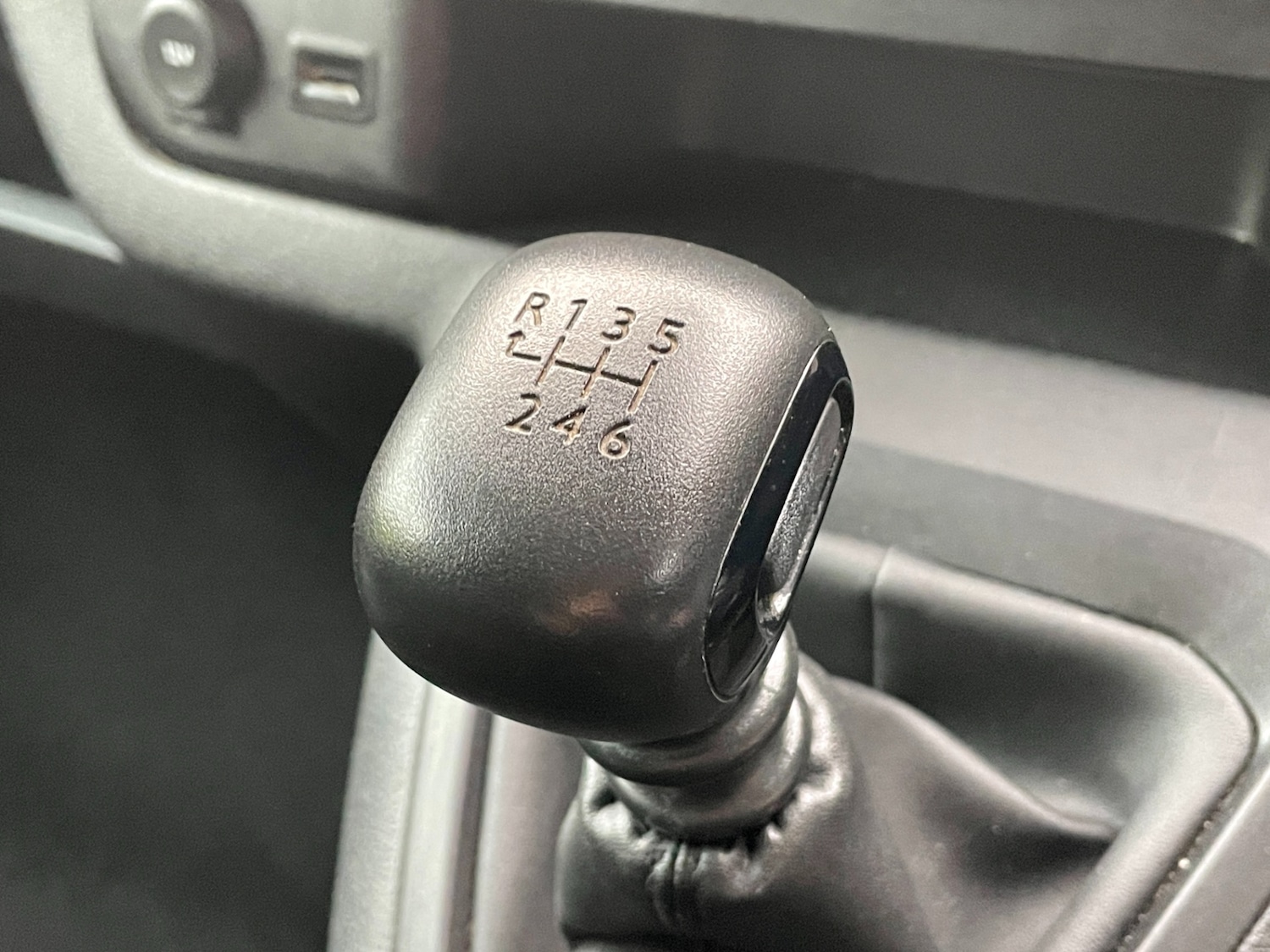 Used Peugeot Traveller 2021 for sale - 76196711: Photo 27