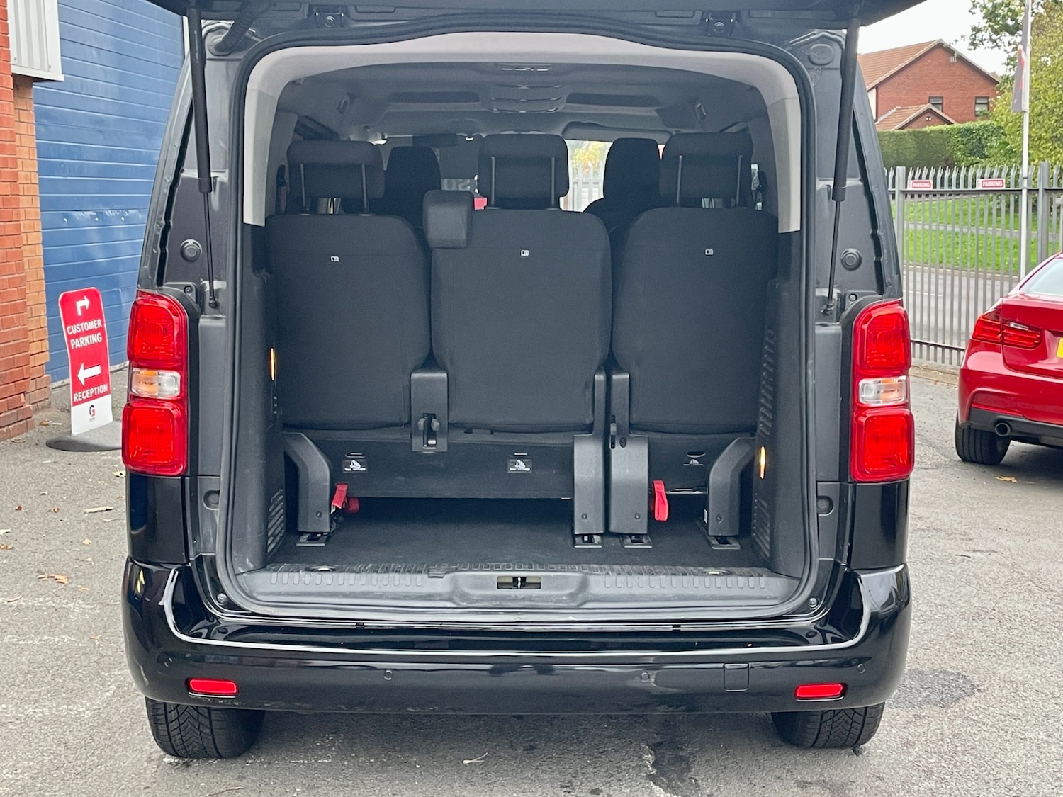 Used Peugeot Traveller 2021 for sale - 76196711: Photo 9