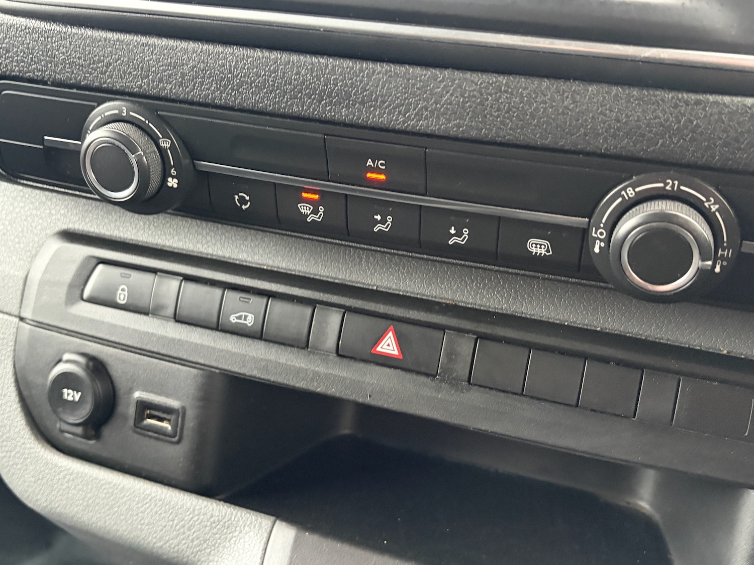 Used Vauxhall Vivaro 2022 for sale - 77622706: Photo 27