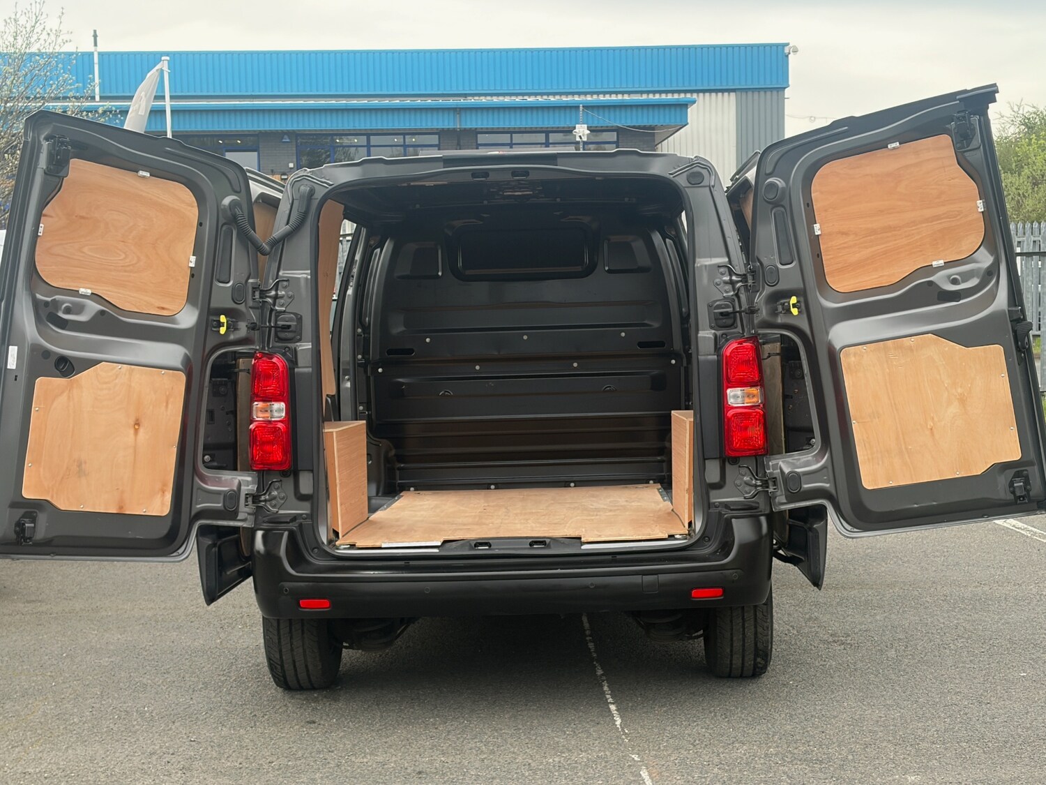 Used Vauxhall Vivaro 2023 for sale - 78183482: Photo 10