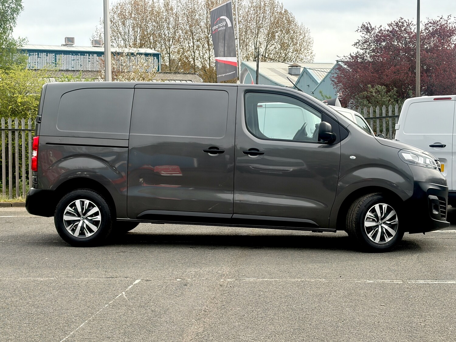 Used Vauxhall Vivaro 2023 for sale - 78183482: Photo 4