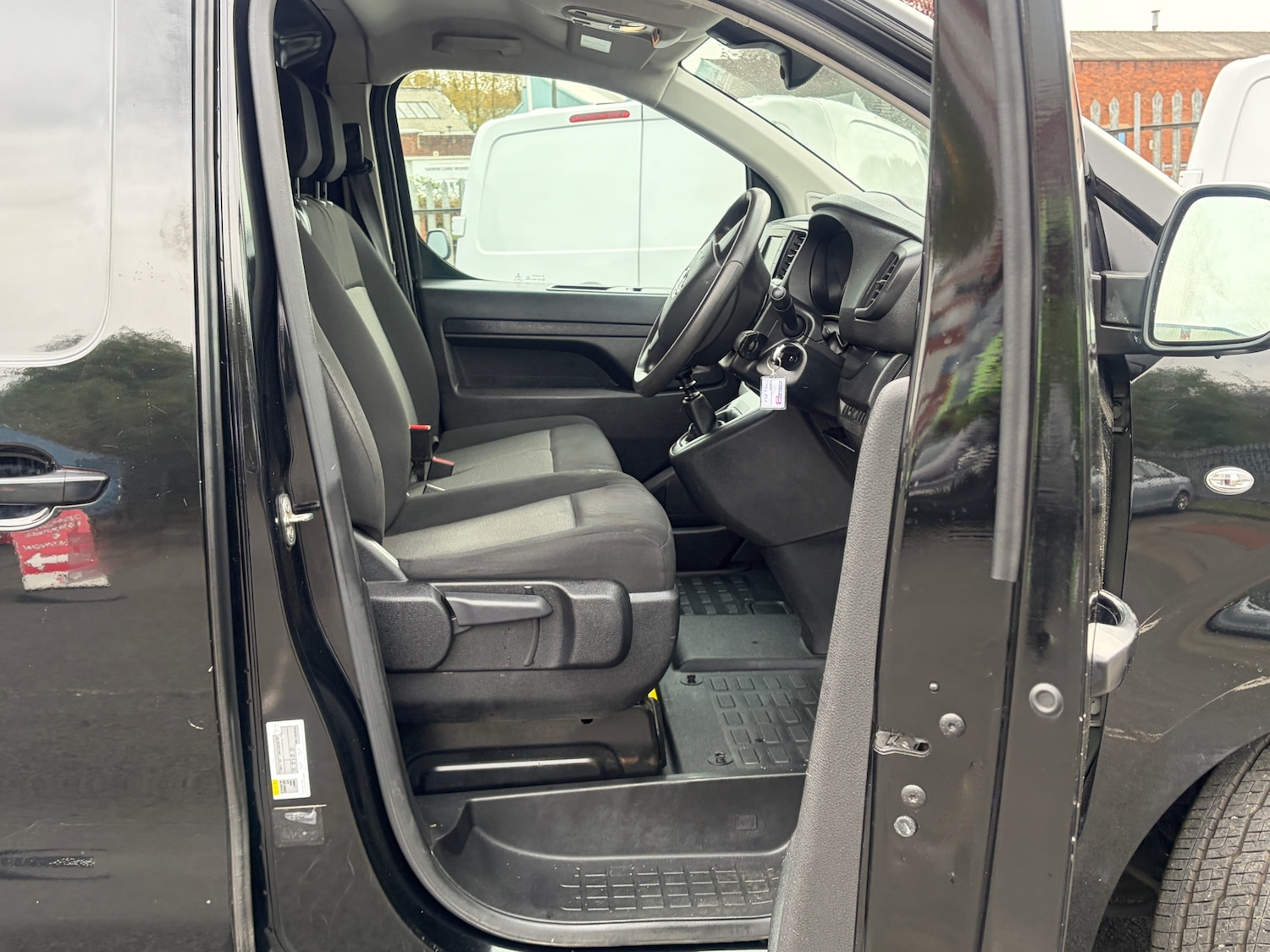 Used Vauxhall Vivaro 2023 for sale - 78183500: Photo 30