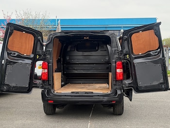 Used Vauxhall Vivaro 2023 for sale - 78183500: Photo