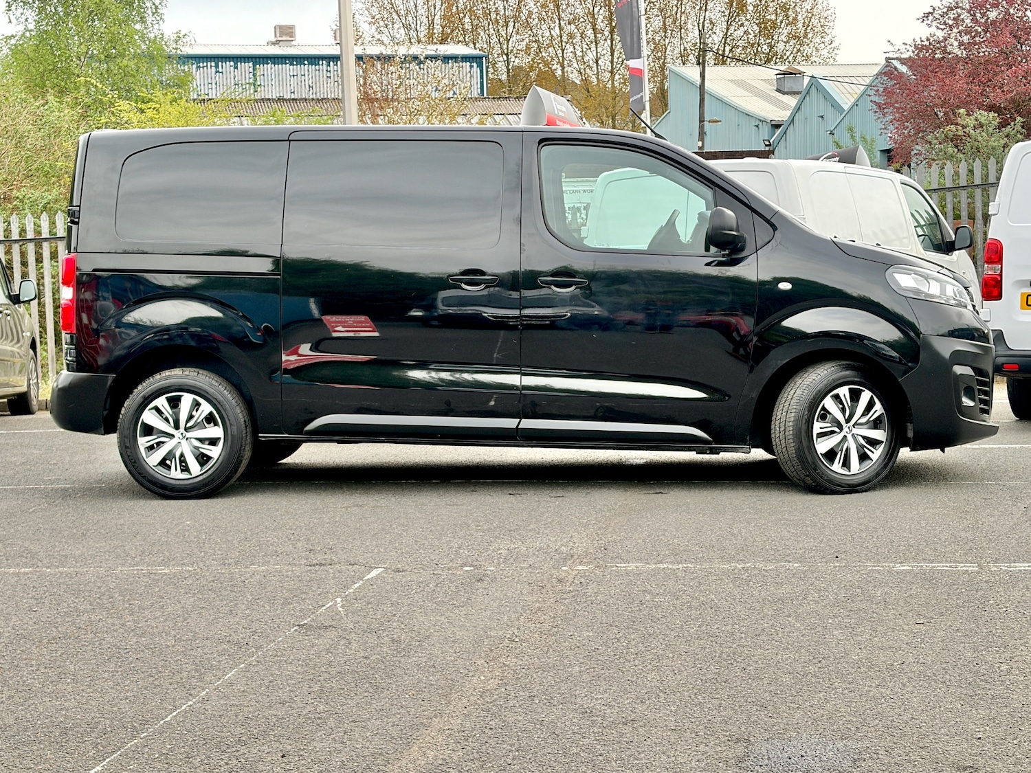 Used Vauxhall Vivaro 2023 for sale - 78183500: Photo 4