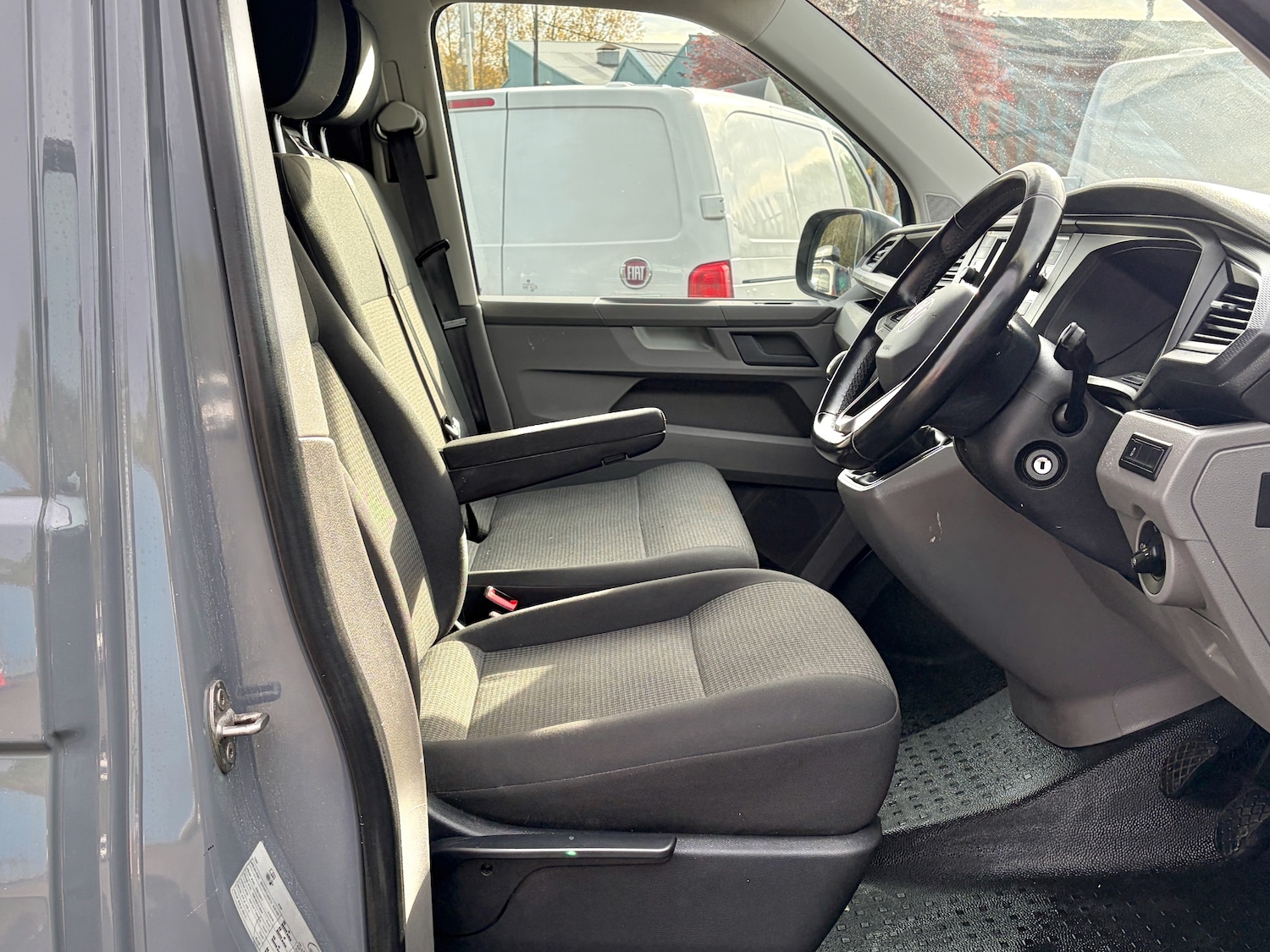 Used Volkswagen Transporter 2022 for sale - 78183474: Photo 31