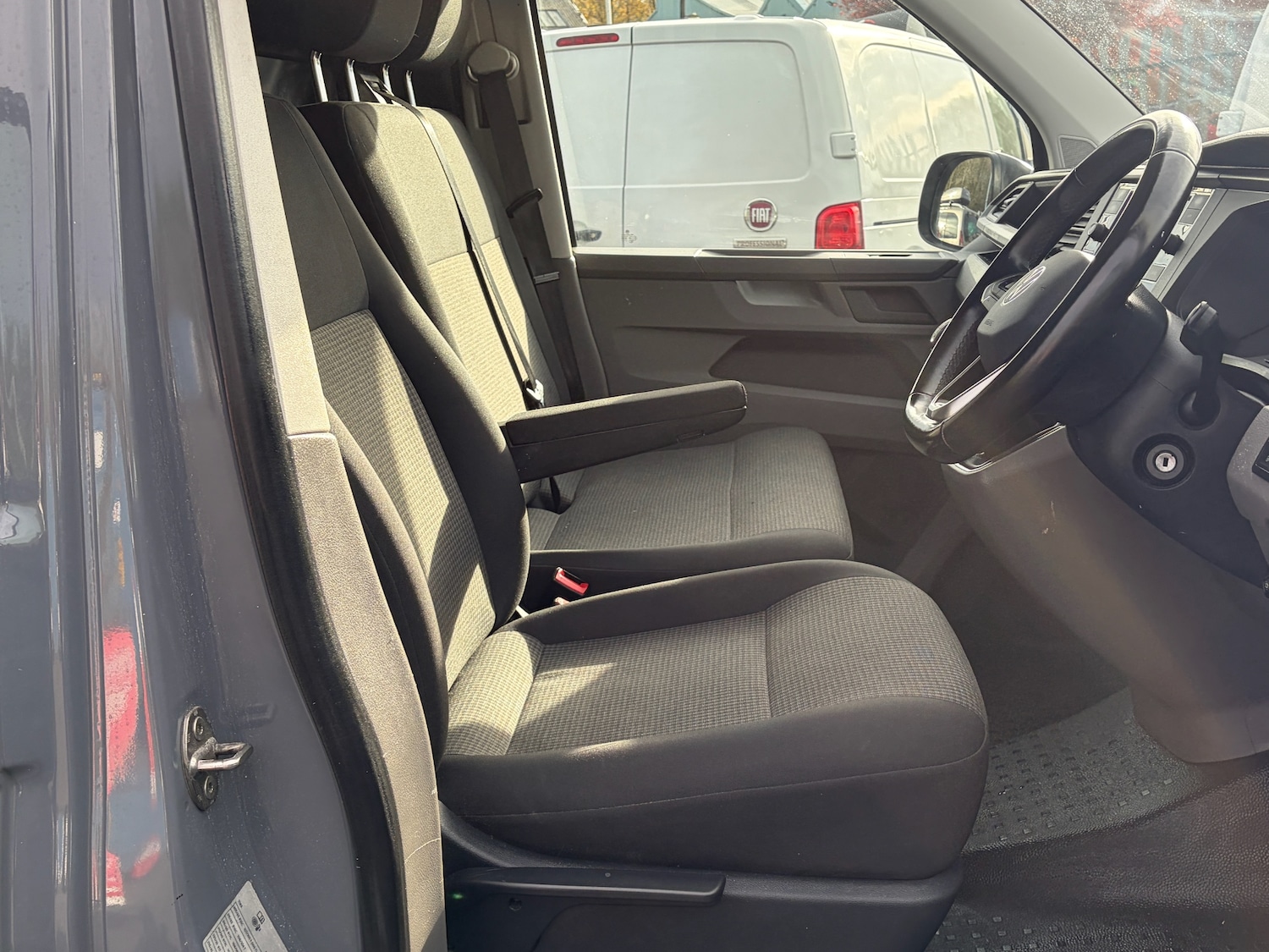 Used Volkswagen Transporter 2022 for sale - 78183474: Photo 34