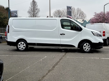 Used Renault Trafic 2023 for sale - 77792998: Photo