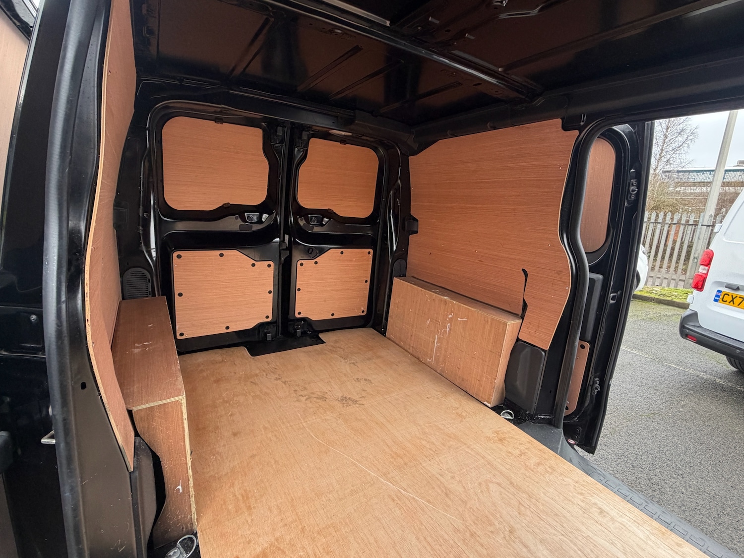 Used Vauxhall Vivaro 2020 for sale - 77631304: Photo 2