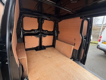 Used Vauxhall Vivaro 2020 for sale - 77631304: Photo