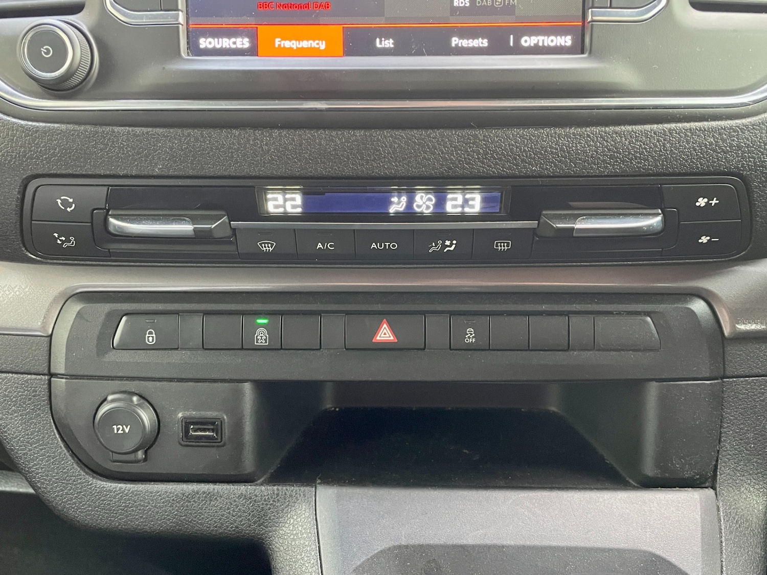 Used Citroen Space Tourer 2017 for sale - 76344722: Photo 23