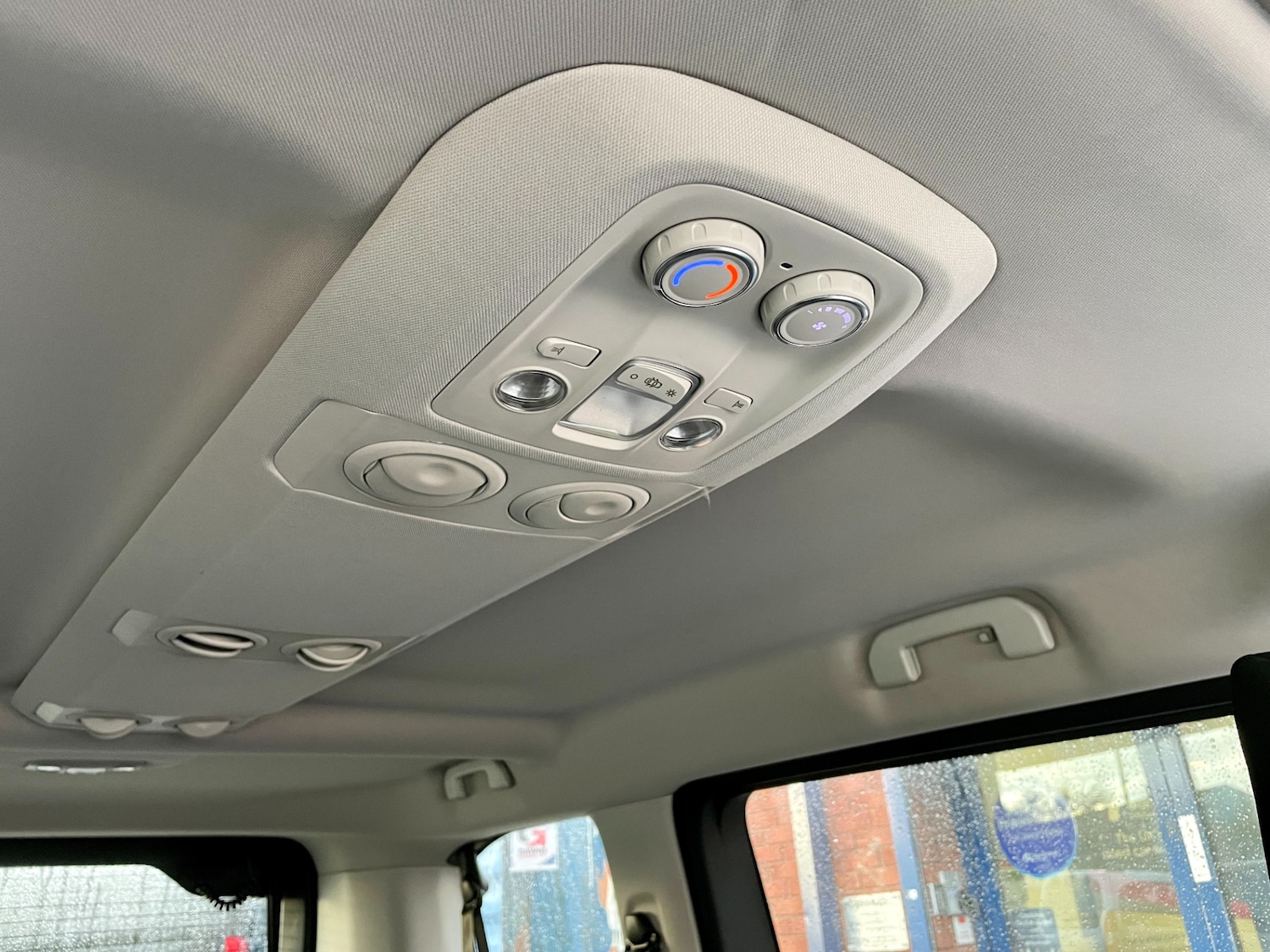 Used Citroen Space Tourer 2017 for sale - 76344722: Photo 24