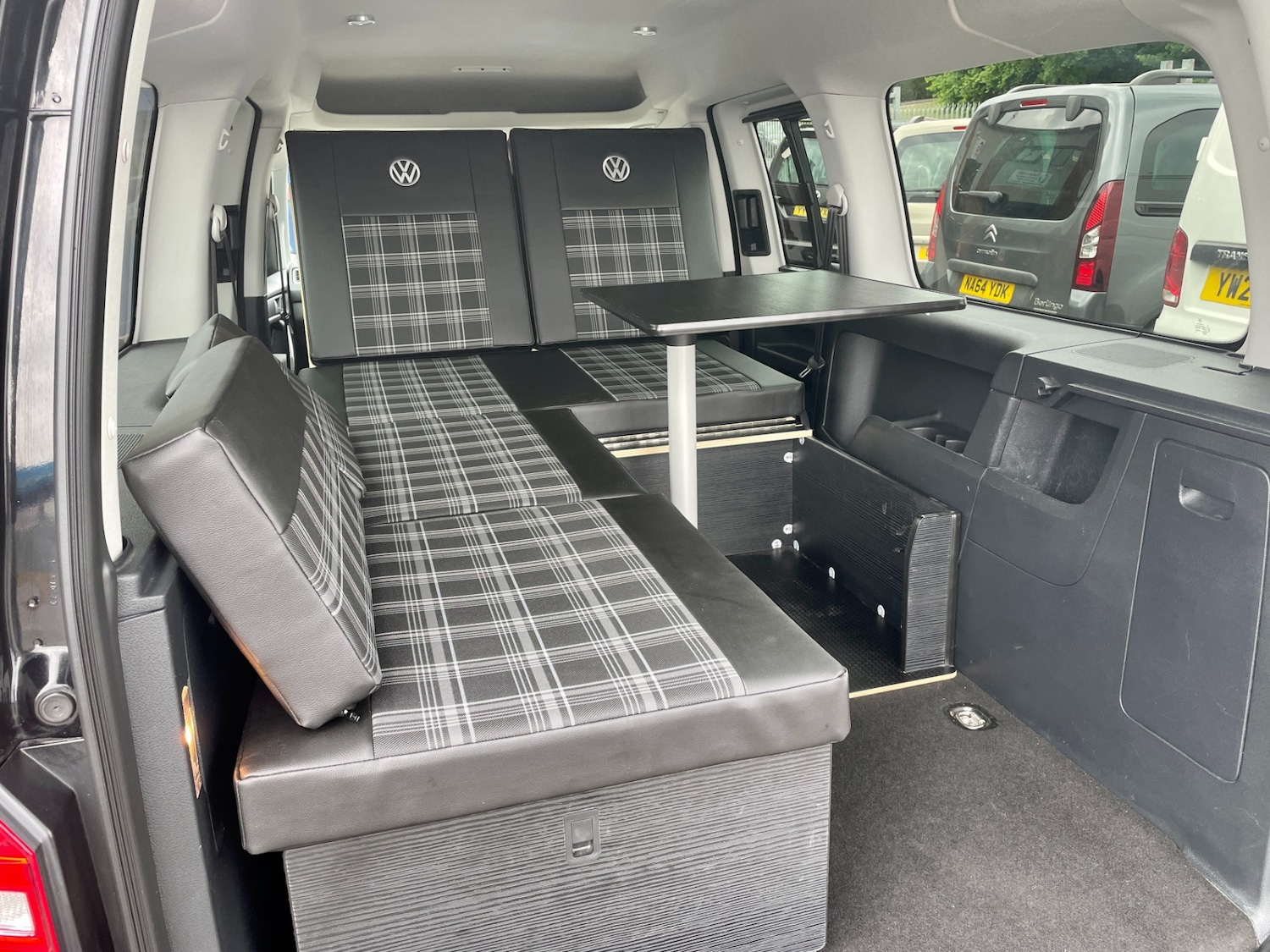 Used Volkswagen Caddy Maxi Life 2016 for sale - 77917231: Photo 2