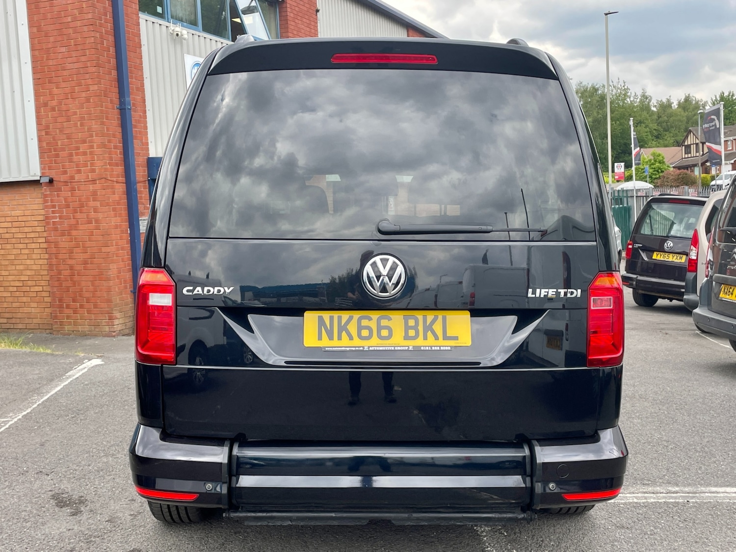 Used Volkswagen Caddy Maxi Life 2016 for sale - 77917231: Photo 25