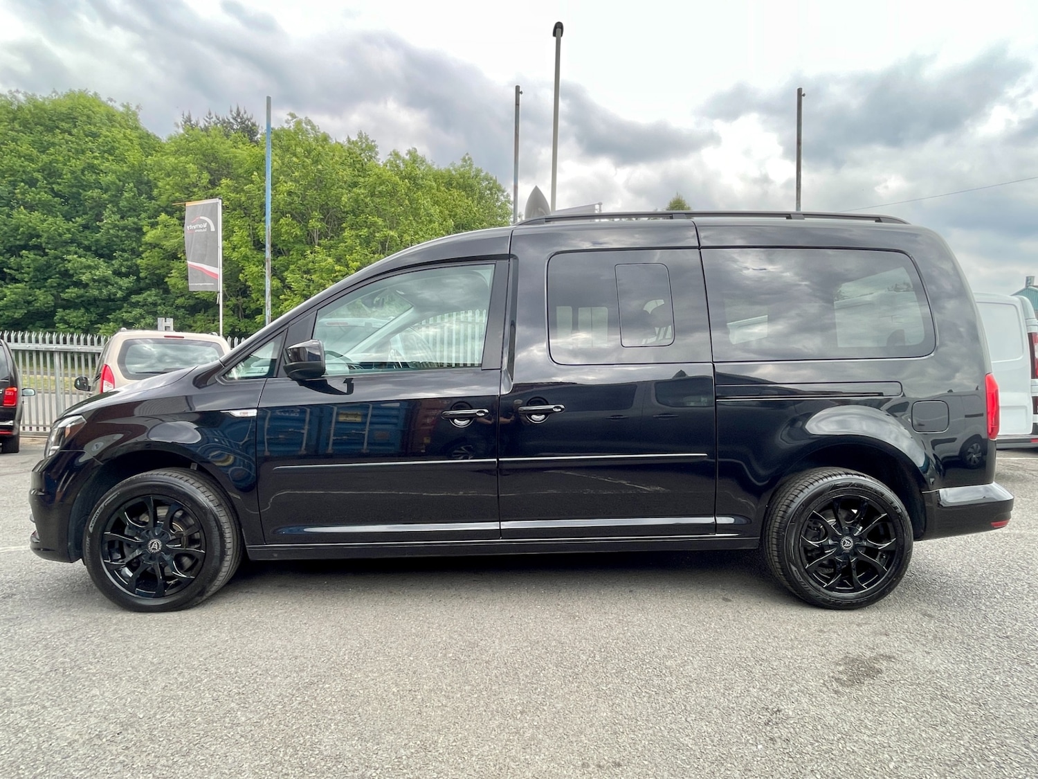 Used Volkswagen Caddy Maxi Life 2016 for sale - 77917231: Photo 28