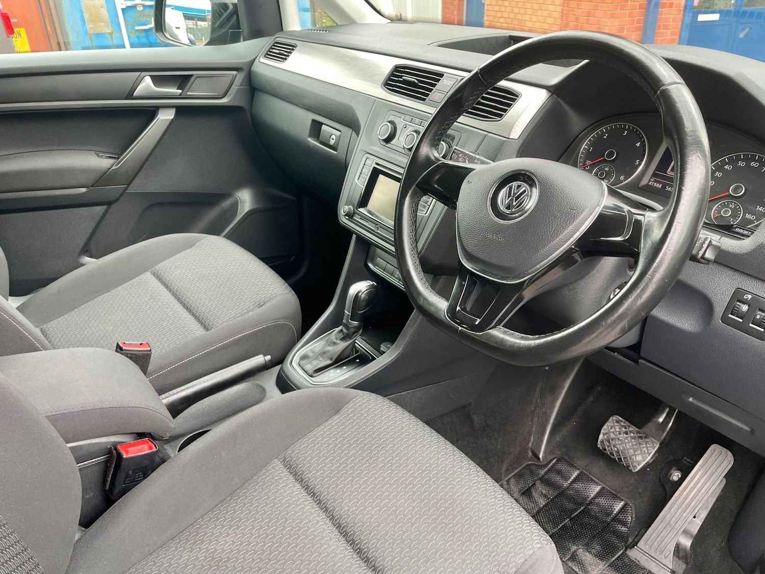 Used Volkswagen Caddy Maxi Life 2016 for sale - 77917231: Photo 29