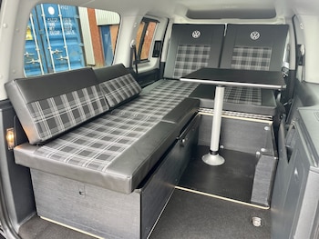 Used Volkswagen Caddy Maxi Life 2016 for sale - 77917231: Photo