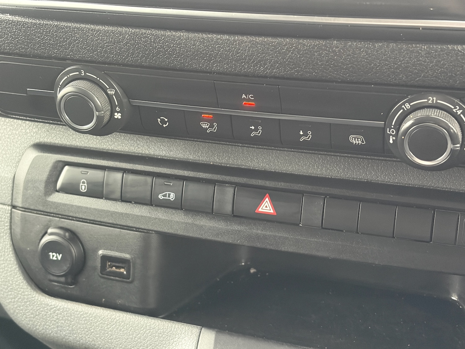 Used Vauxhall Vivaro 2022 for sale - 77694470: Photo 38