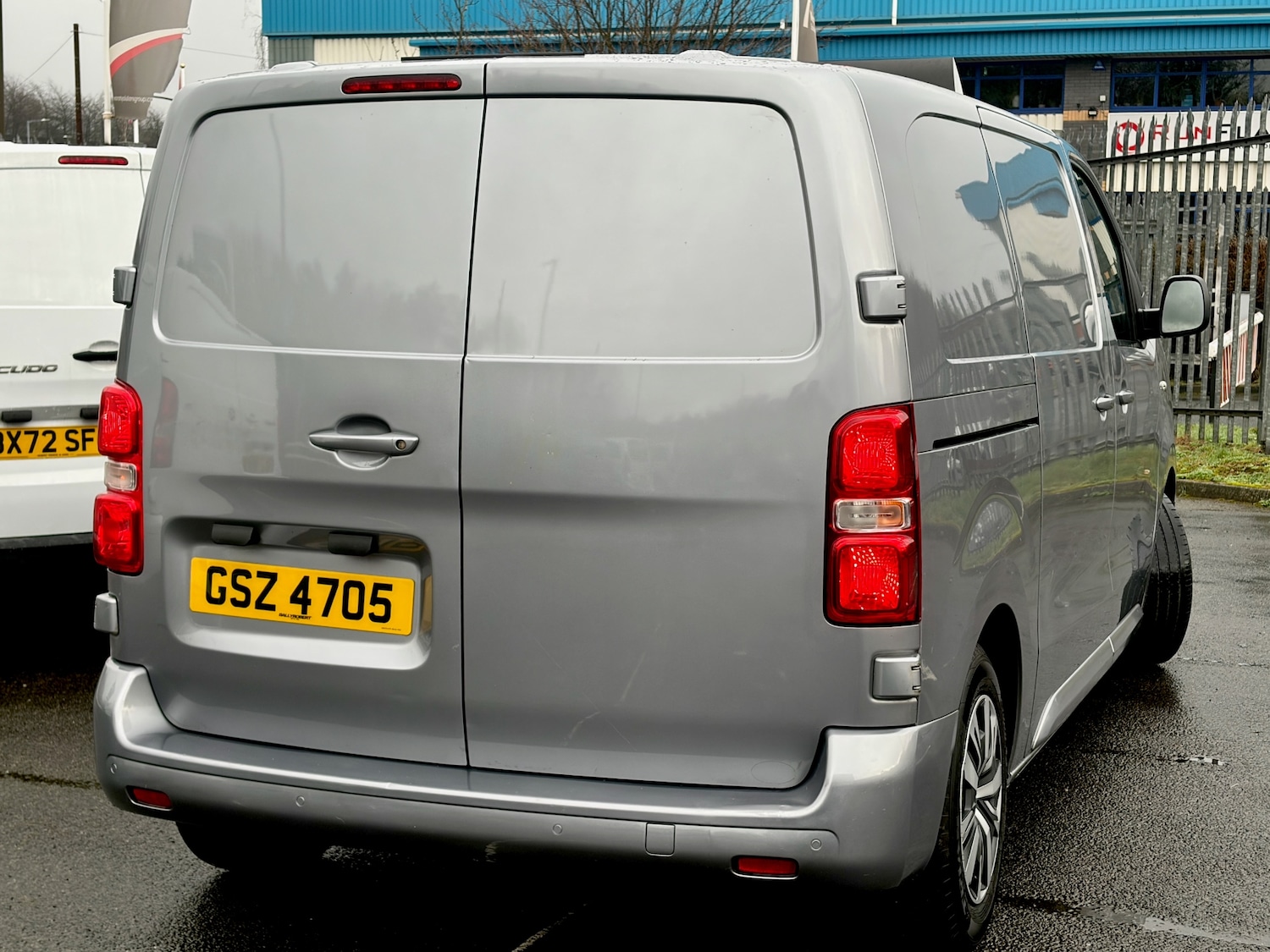 Used Vauxhall Vivaro 2022 for sale - 77694470: Photo 8