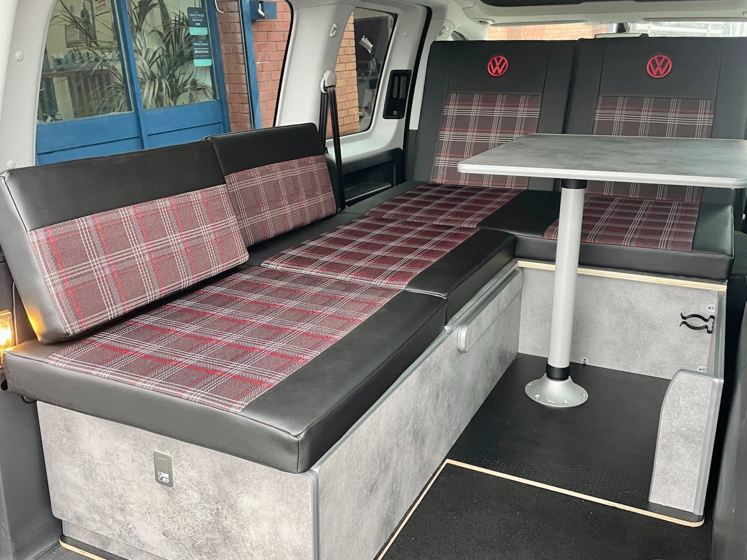 Used Volkswagen Caddy Maxi Life 2018 for sale - 77529813: Photo 3