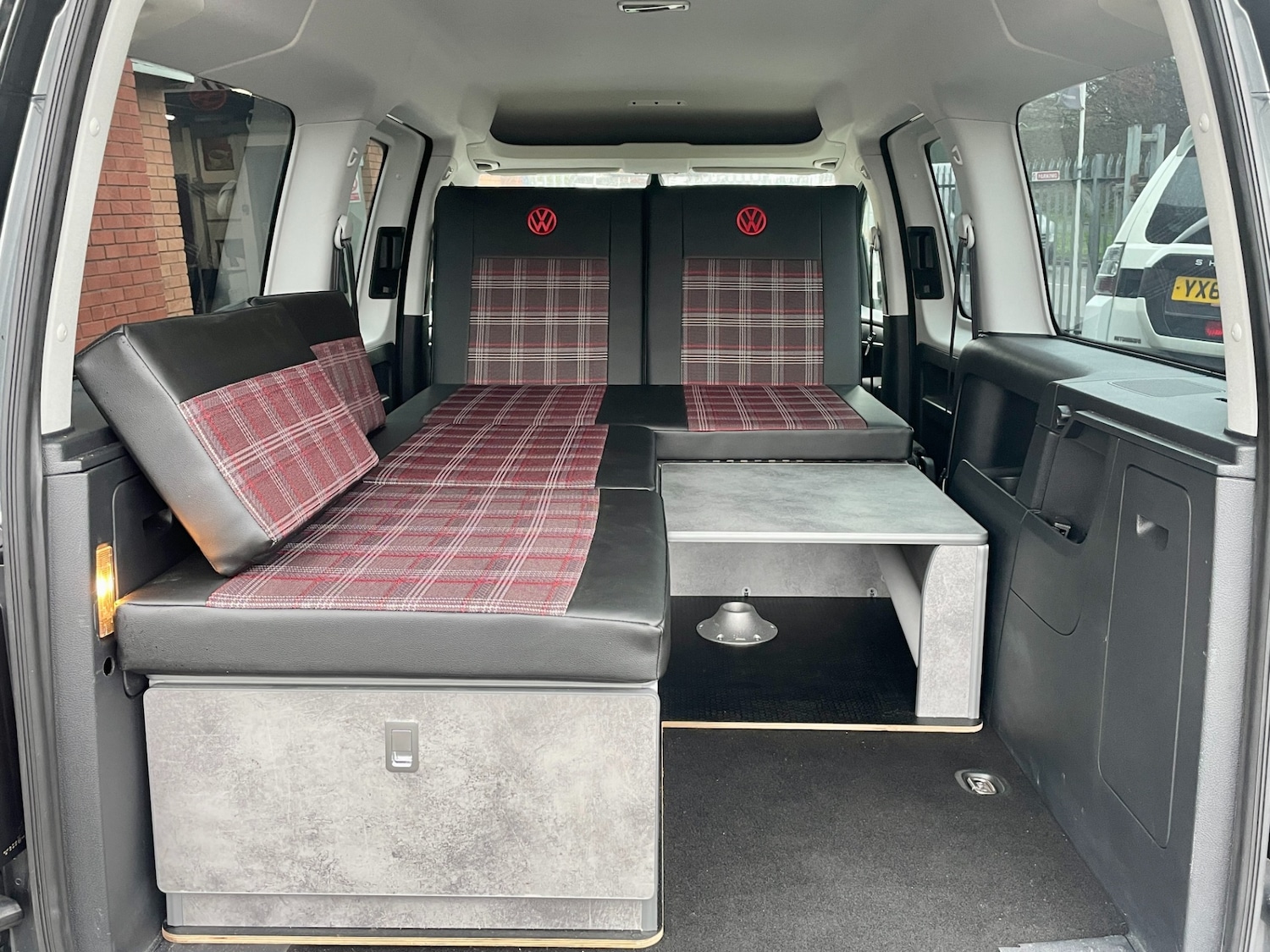 Used Volkswagen Caddy Maxi Life 2018 for sale - 77529813: Photo 9