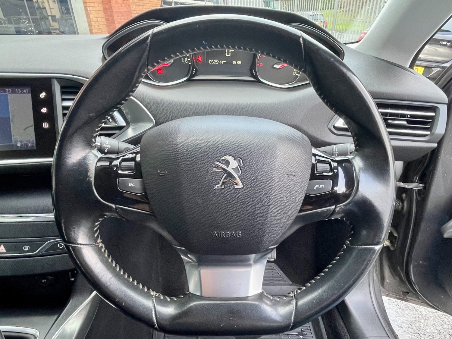 Used Peugeot 308 2016 for sale - 76748576: Photo 25