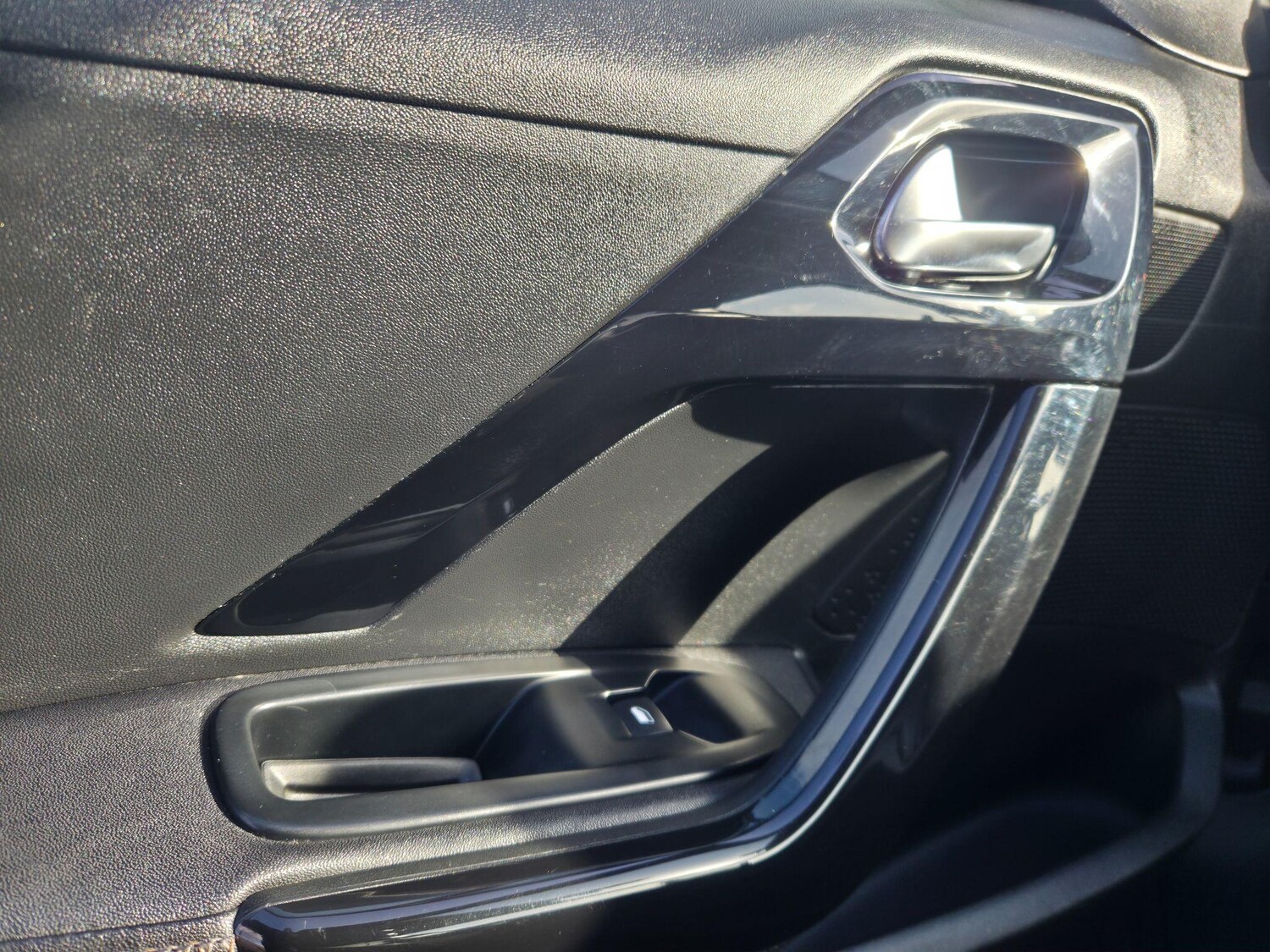 Used Peugeot 208 for sale - 77705433: Photo 12