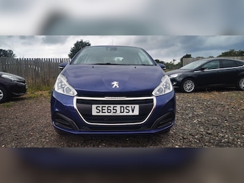 Used Peugeot 208 2015 for sale - 75140886: Photo