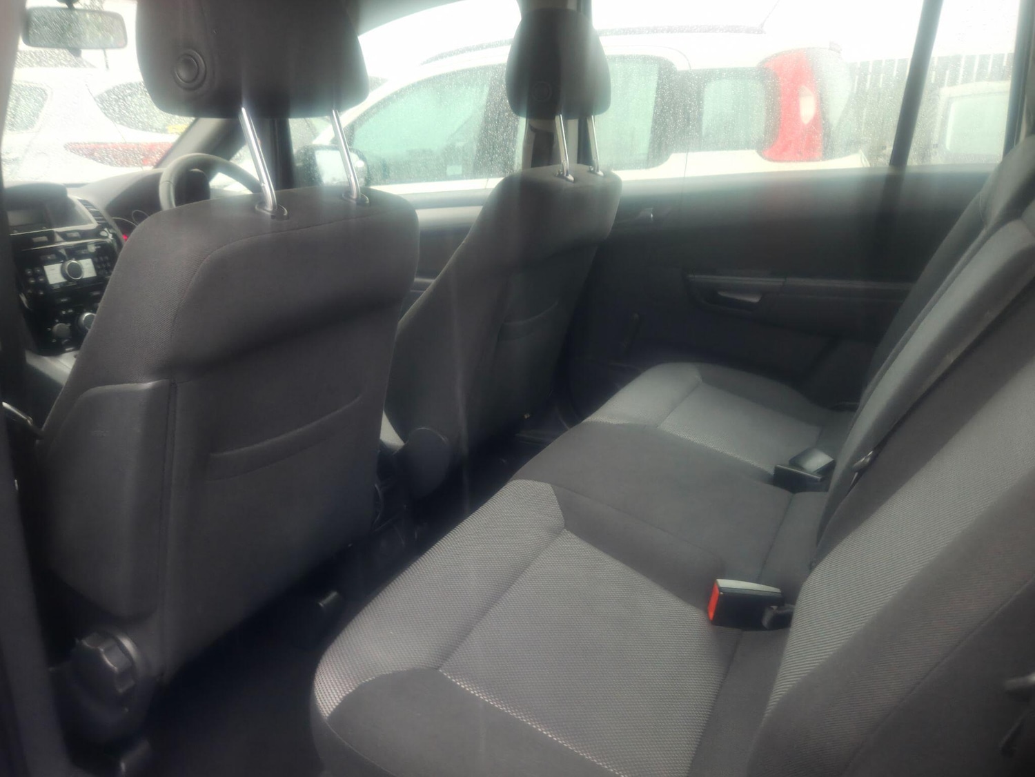 Used Vauxhall Zafira for sale - 76527680: Photo 10