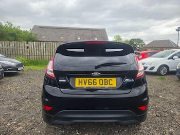 Used Ford Fiesta 2016 for sale - 78636307: Photo