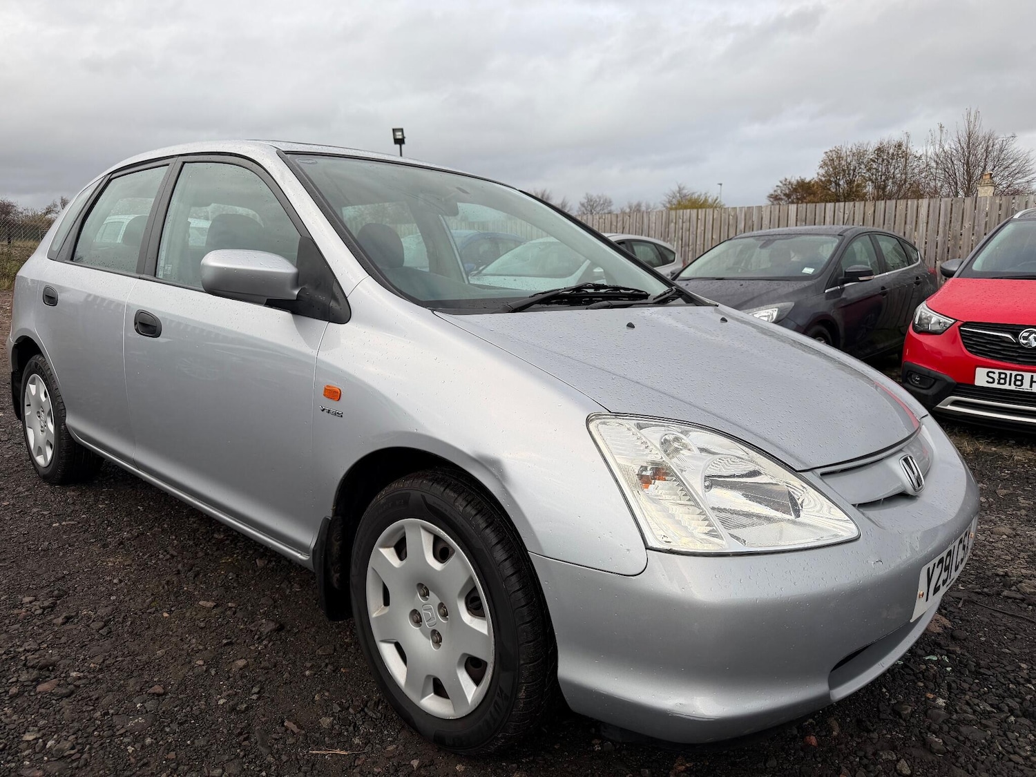 Used Honda Civic 2001 for sale - 76432008: Photo 1