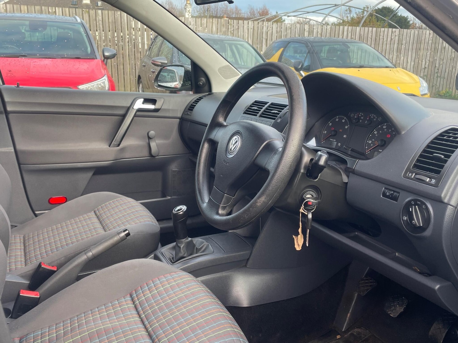 Used Volkswagen Polo 2009 for sale - 76538349: Photo 7