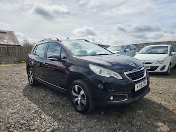Used Peugeot 2008 2015 for sale - 78301950: Photo