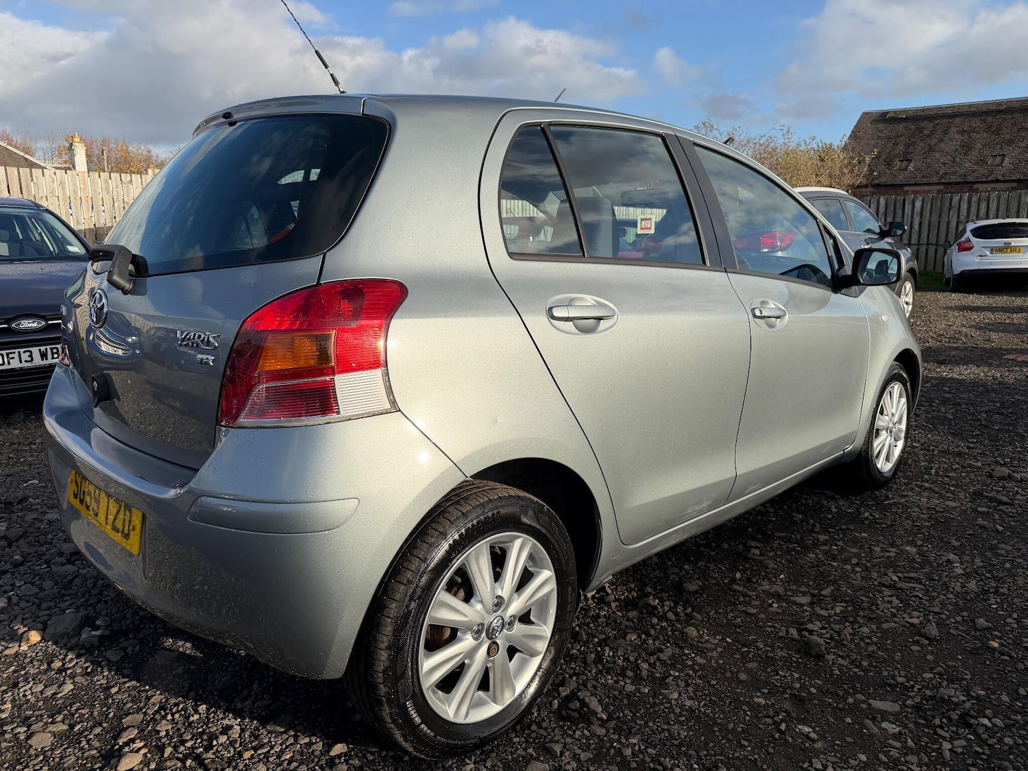 Used Toyota Yaris 2009 for sale - 76425814: Photo 7