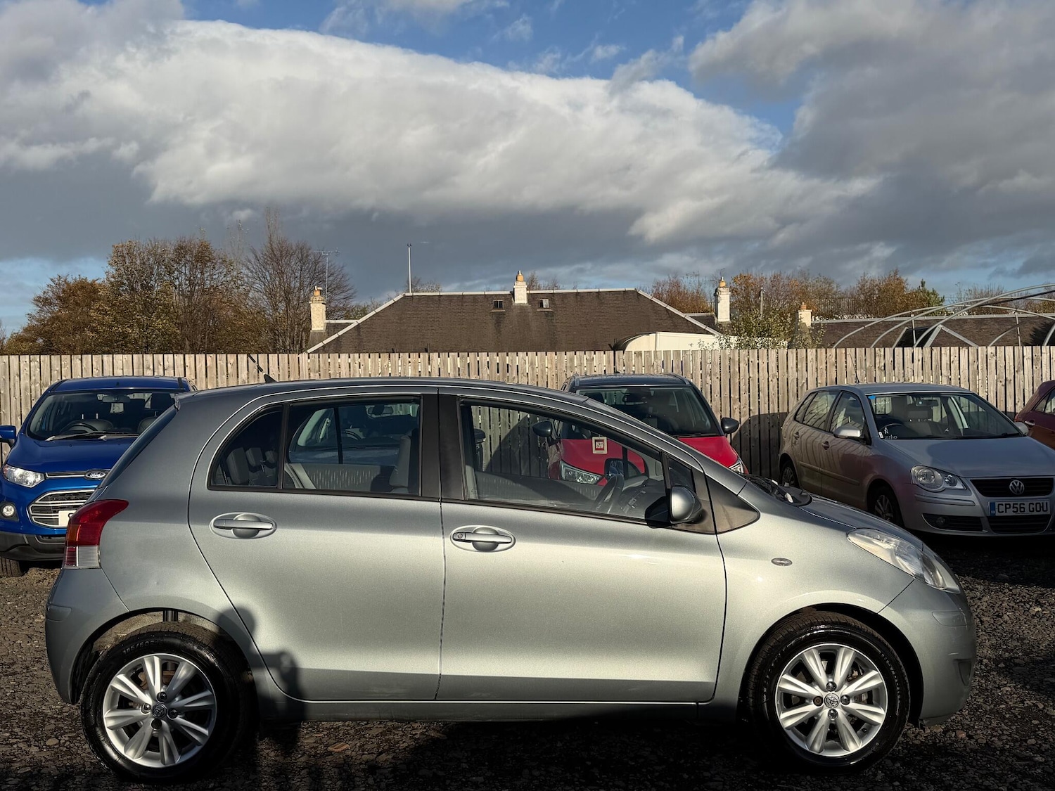 Used Toyota Yaris 2009 for sale - 76425814: Photo 8