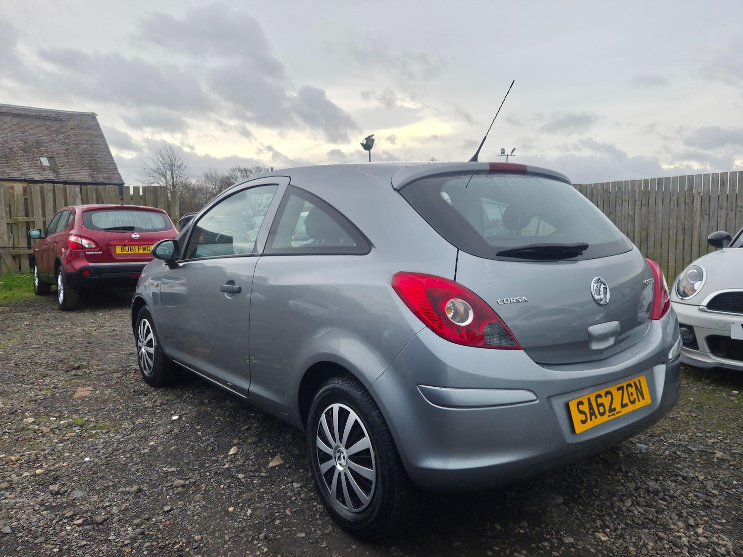 Used Vauxhall Corsa 2012 for sale - 76935882: Photo 4