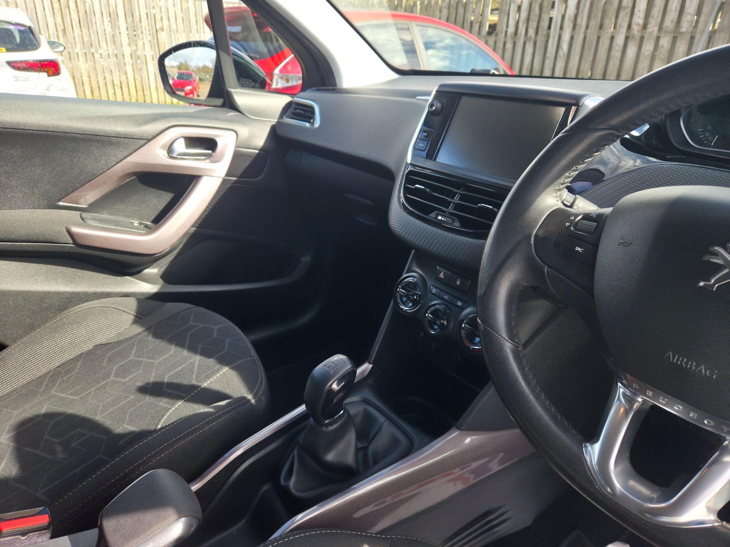 Used Peugeot 2008 2016 for sale - 78019227: Photo 10