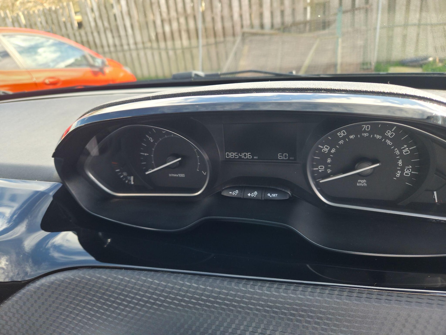 Used Peugeot 2008 2016 for sale - 78019227: Photo 15