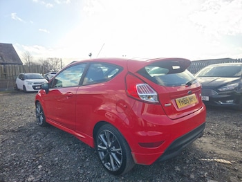 Used Ford Fiesta 2016 for sale - 78785831: Photo
