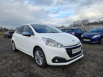 Used Peugeot 208 2015 for sale - 77496467: Photo