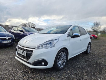 Used Peugeot 208 2015 for sale - 77496467: Photo