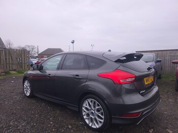 Used Ford Focus 2017 for sale - 77992975: Photo